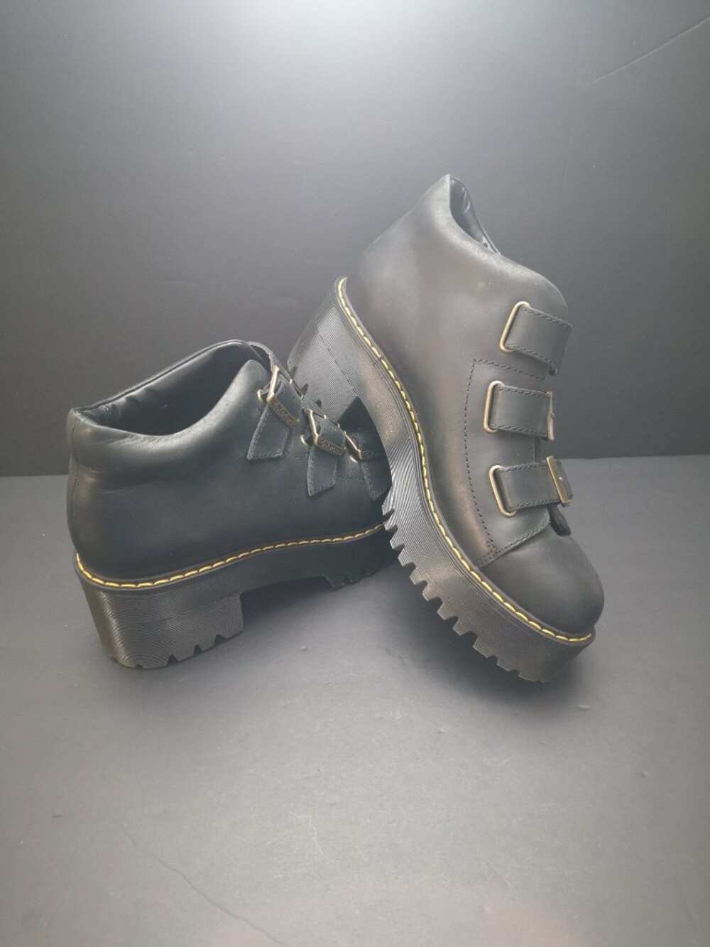 Dr. Martens Coppola Ladies Size 9 Black Platform Sole Leather Ankle Boots